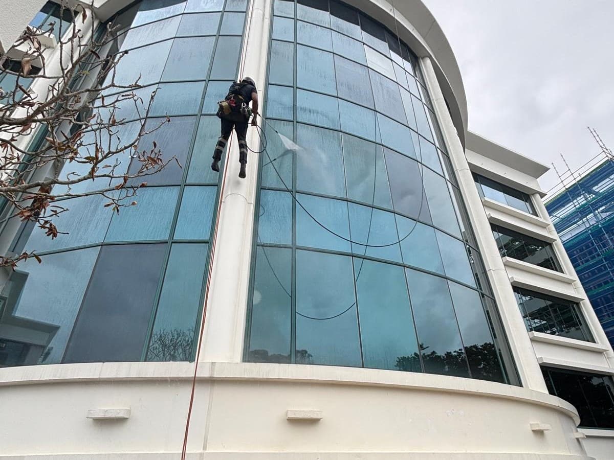 Non-Intrusive Service in Occupied Buildings