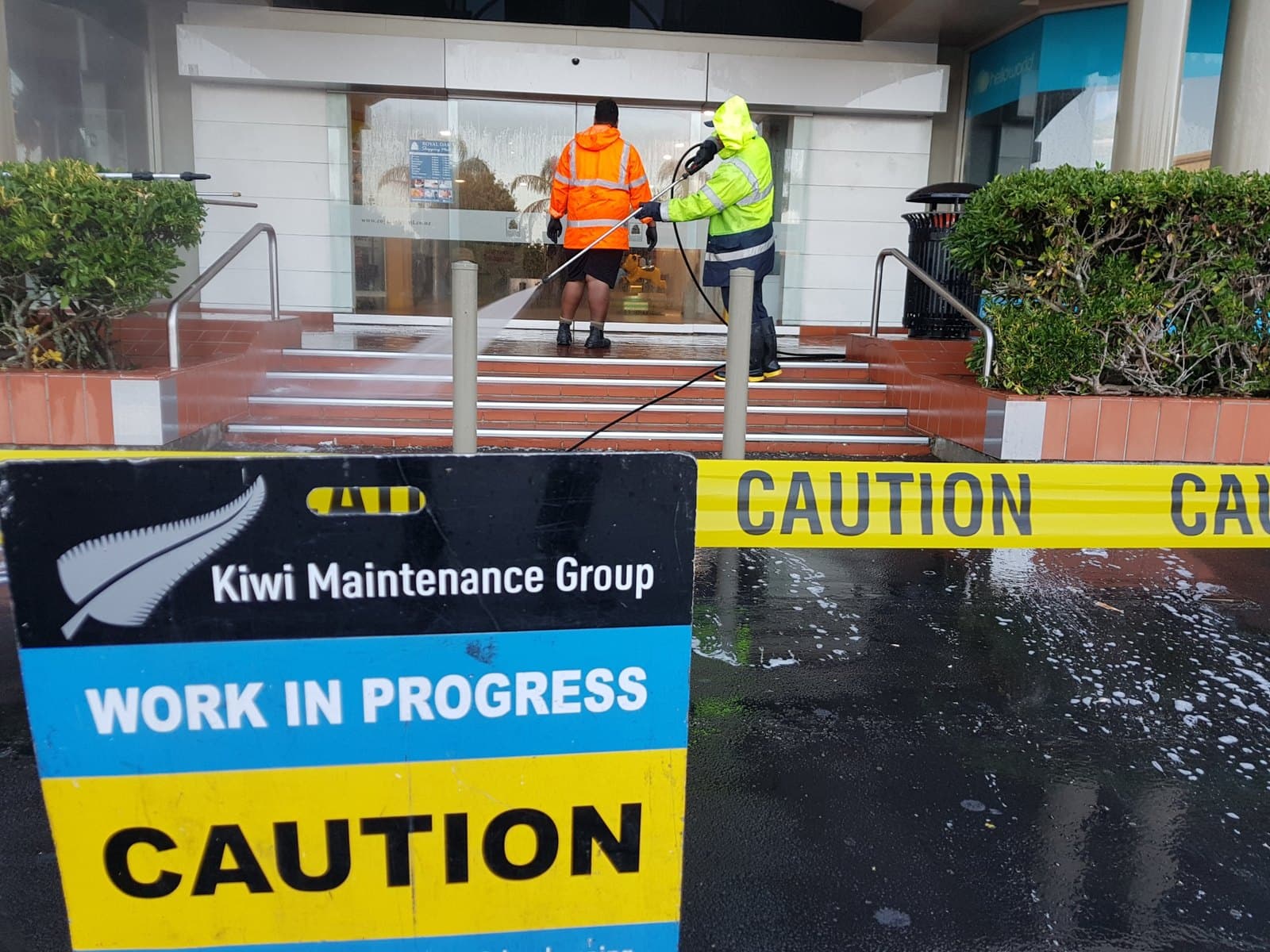 Commercial Water Blasting Services for High-Value Surfaces Across New Zealand